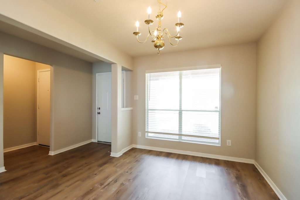 16941 Wren Hill Street - Photo 4