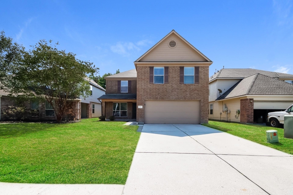 16941 Wren Hill Street - Photo 0