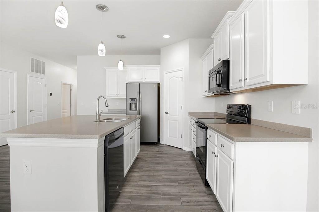 8614 Turnstone Shore Lane - Photo 10