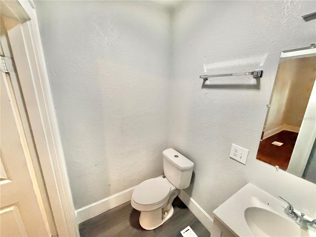 4700 10th Avenue S - Photo 4