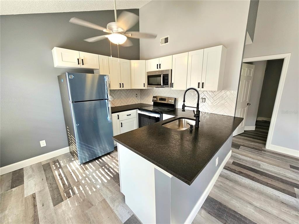 2668 Megan Court - Photo 4