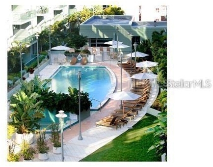912 Channelside Drive - Photo 3