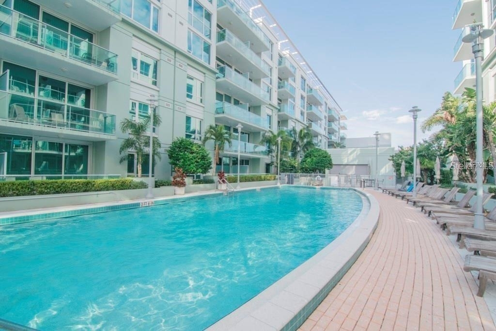912 Channelside Drive - Photo 5