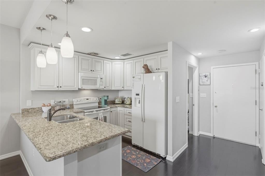 1 Beach Drive Se - Photo 10
