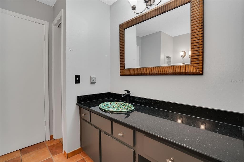 15217 W Pond Woods Drive - Photo 26