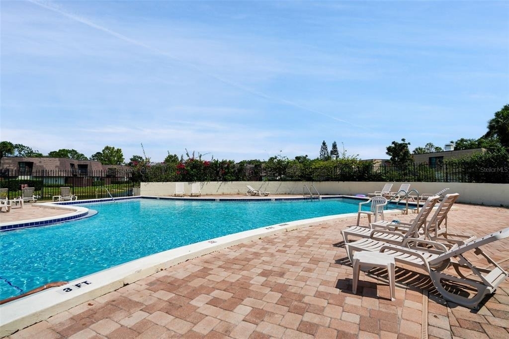 15217 W Pond Woods Drive - Photo 61