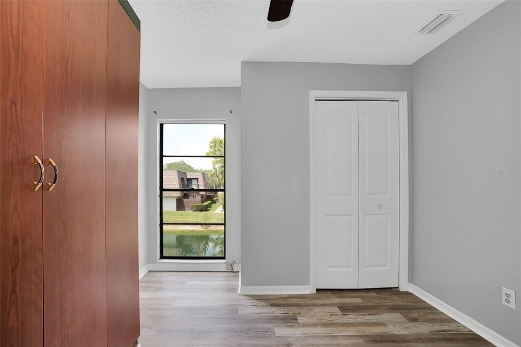 15217 W Pond Woods Drive - Photo 32