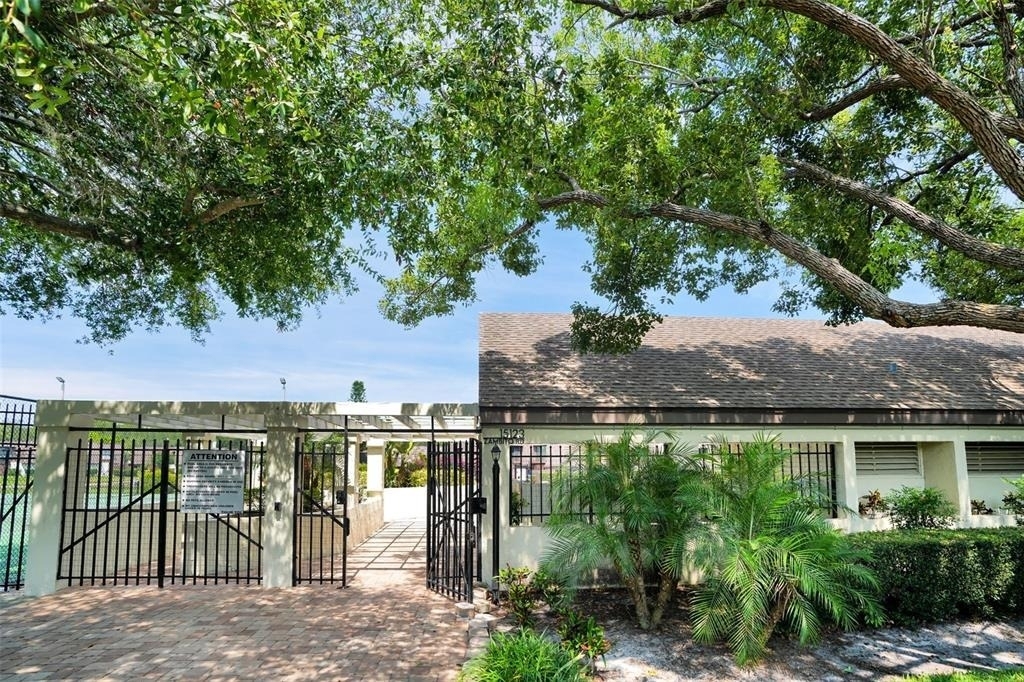 15217 W Pond Woods Drive - Photo 56