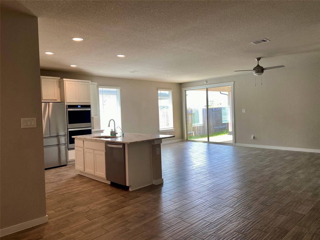 28503 Hannahs Harbor Lane - Photo 22