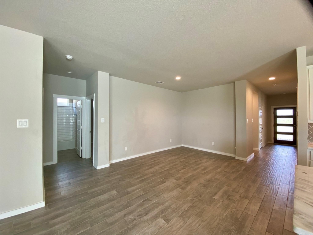 28503 Hannahs Harbor Lane - Photo 16