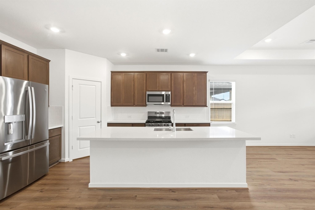 9723 Avalon View Drive - Photo 5