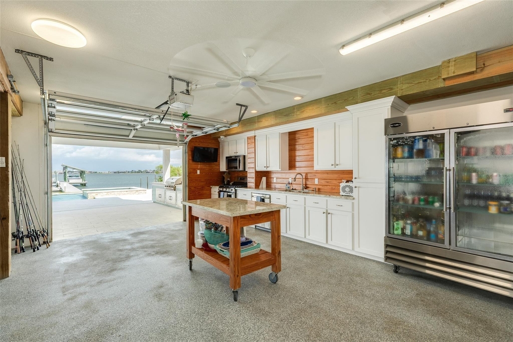 9680 Airways Lane - Photo 16
