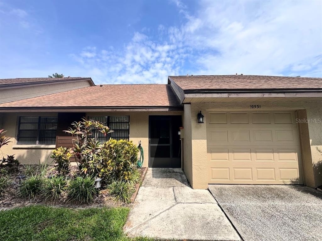 10531 98th Street - Photo 0