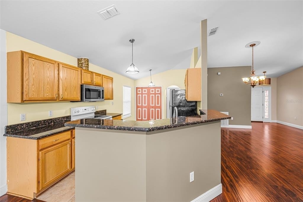 17029 Torvest Court - Photo 13