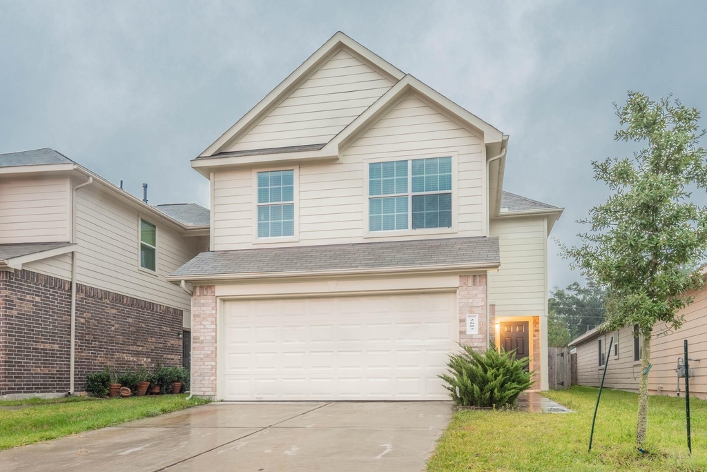 2607 Kiplands Way Drive - Photo 0