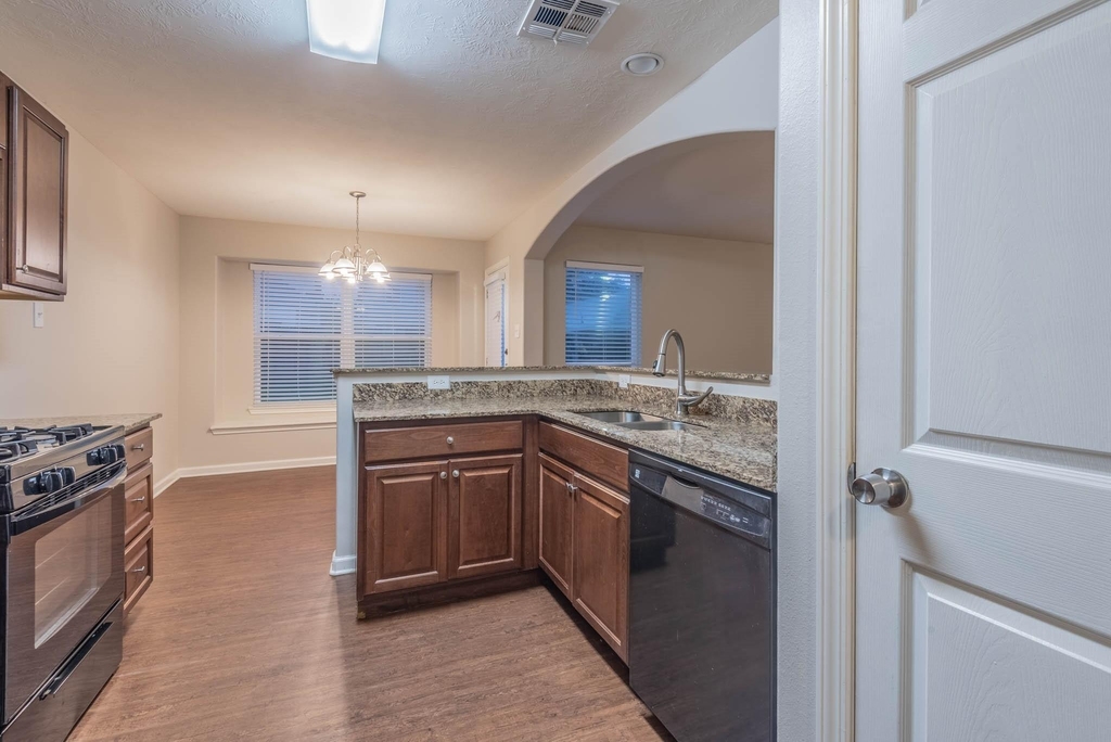 2607 Kiplands Way Drive - Photo 6