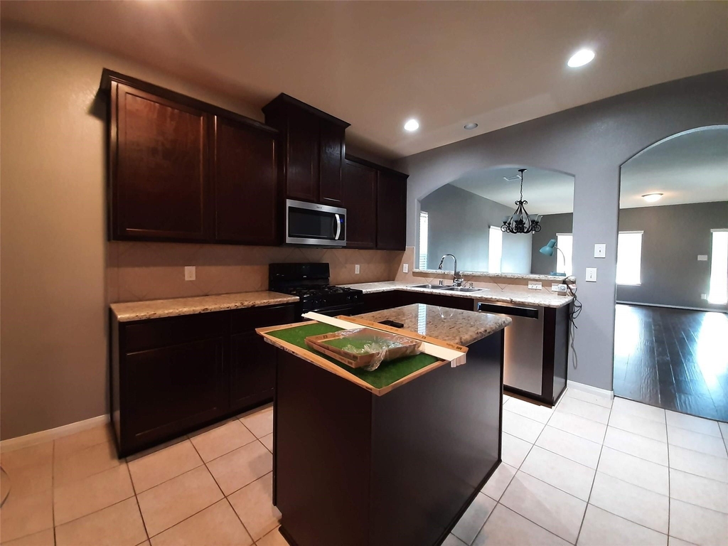 23322 E Pine Ivy Lane - Photo 11
