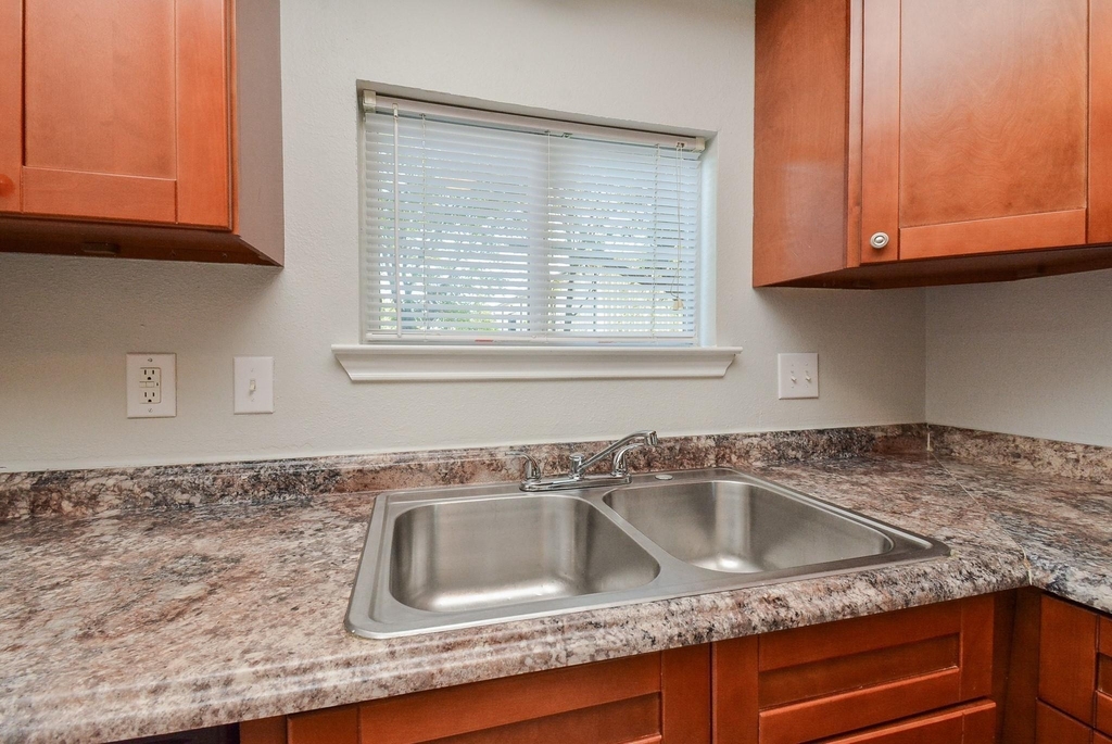 2118 Thonig Road - Photo 11