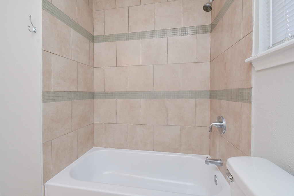 2118 Thonig Road - Photo 34