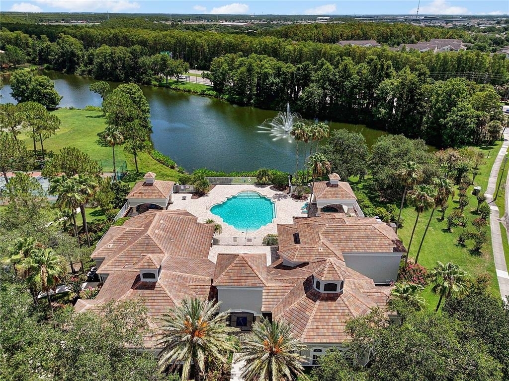 13929 Fairway Island Drive - Photo 32