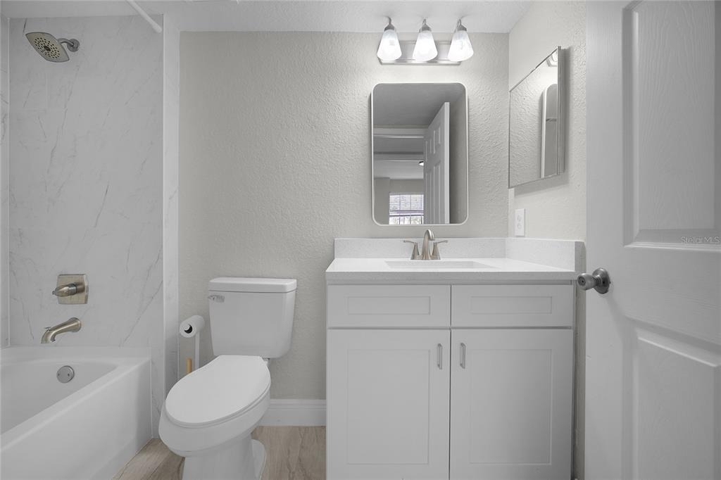 13929 Fairway Island Drive - Photo 25