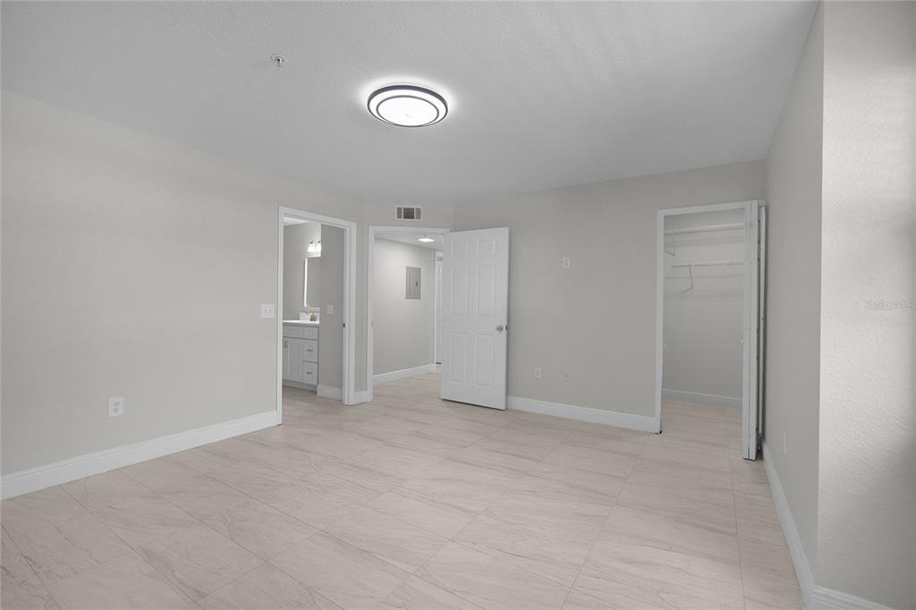 13929 Fairway Island Drive - Photo 17