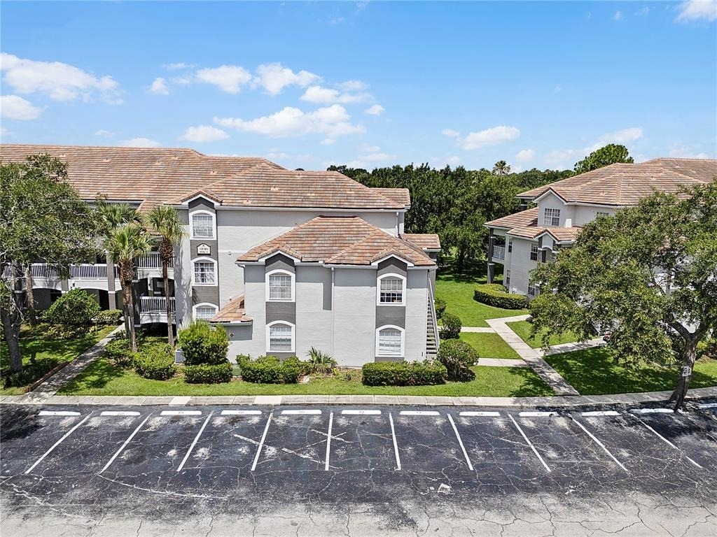 13929 Fairway Island Drive - Photo 27