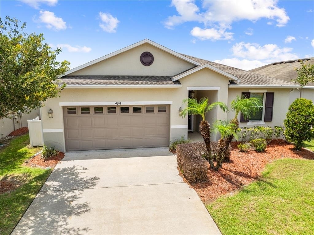 4704 Ruby Red Lane - Photo 1