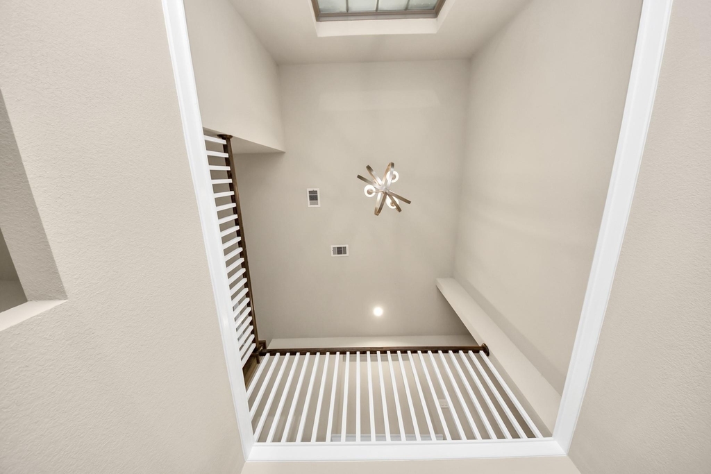 584 Santa Rosa Hills Drive - Photo 7
