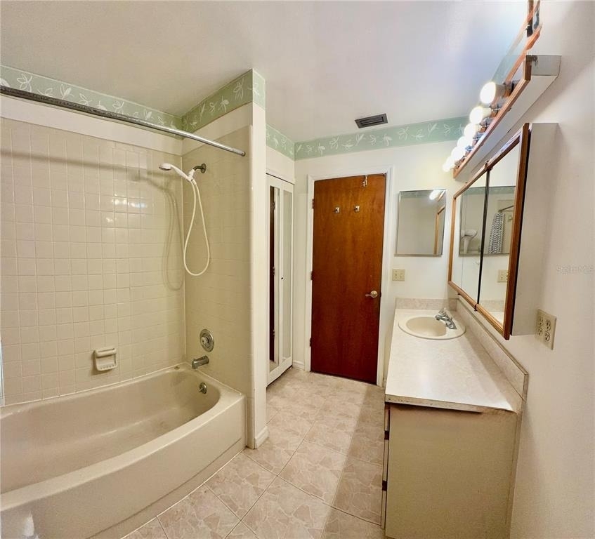 2135 Balboa Way - Photo 15