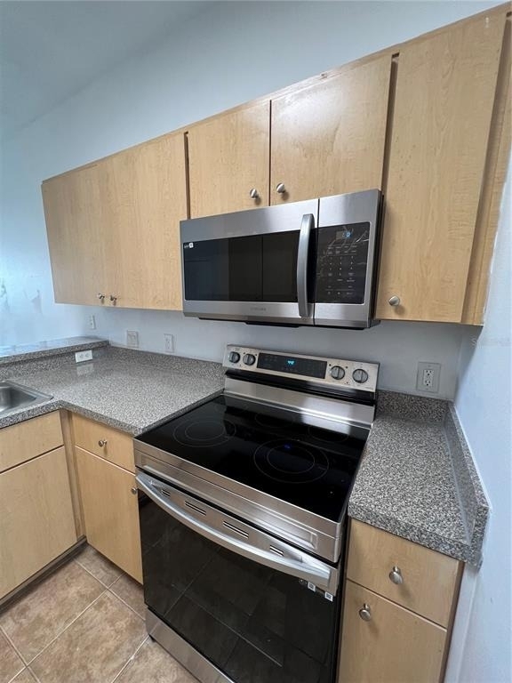 1205 S Beach Circle - Photo 11
