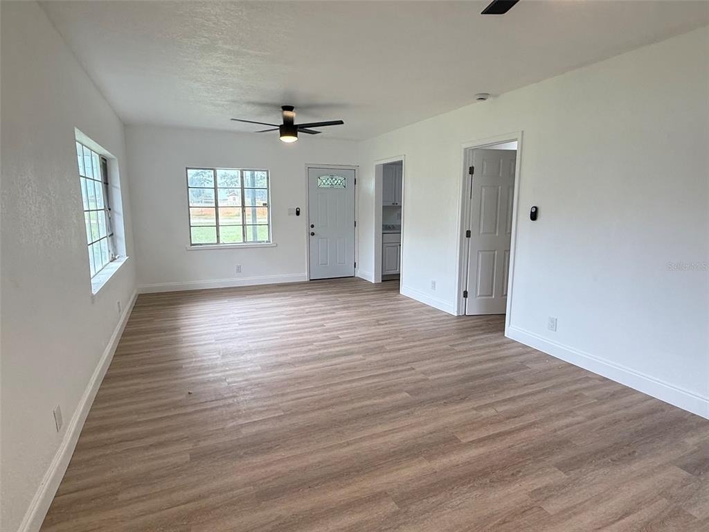 165 E Pomelo Street - Photo 2