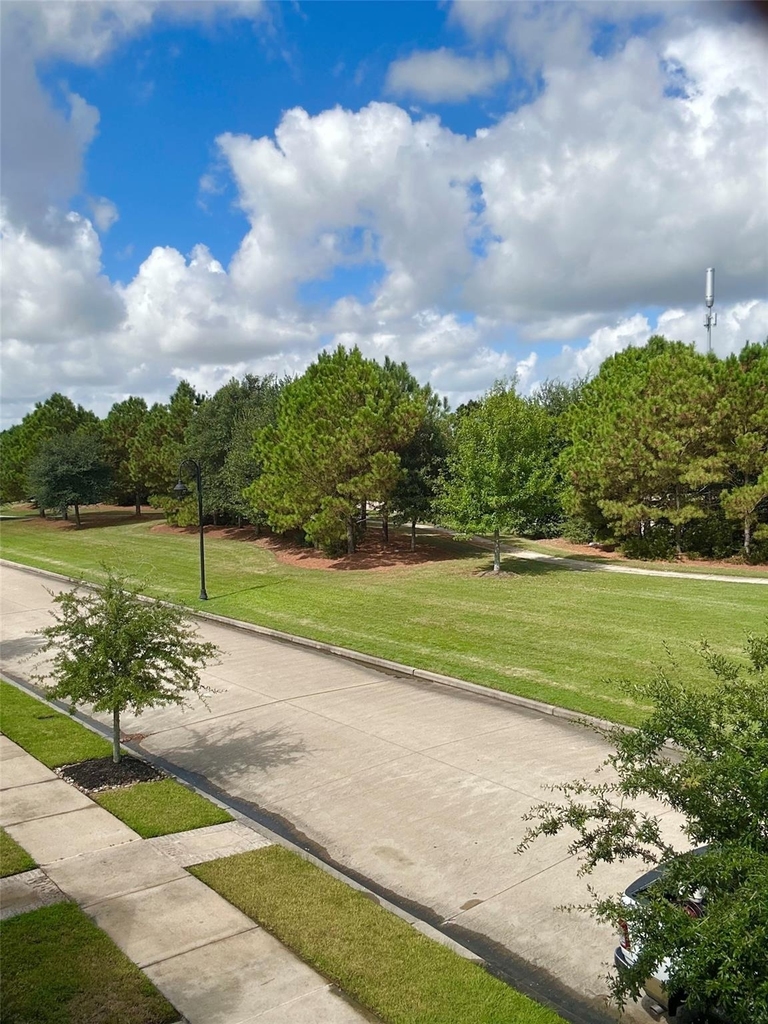 16722 Echo Heights Drive - Photo 21
