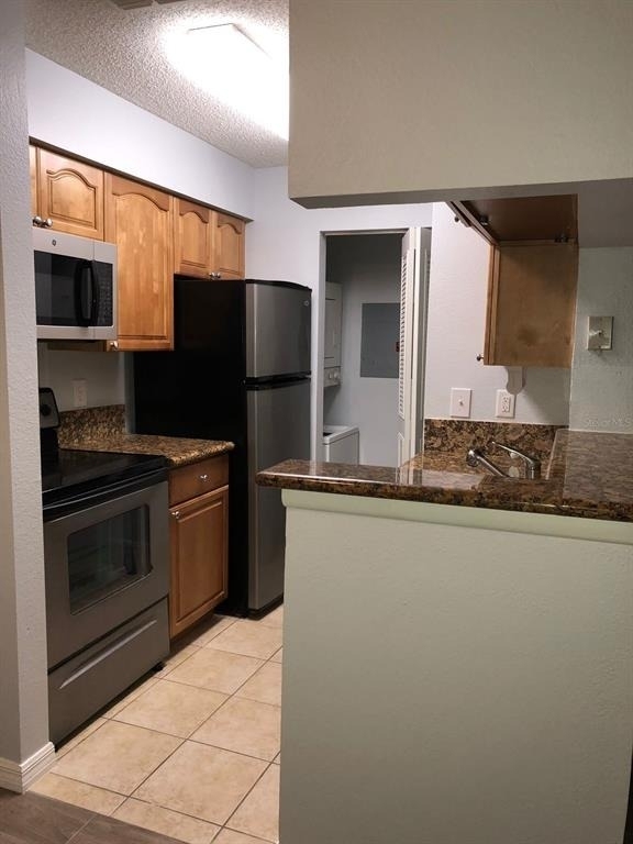 224 Afton Square - Photo 1