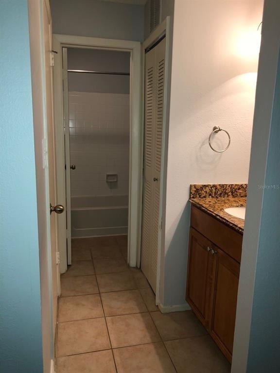 224 Afton Square - Photo 4