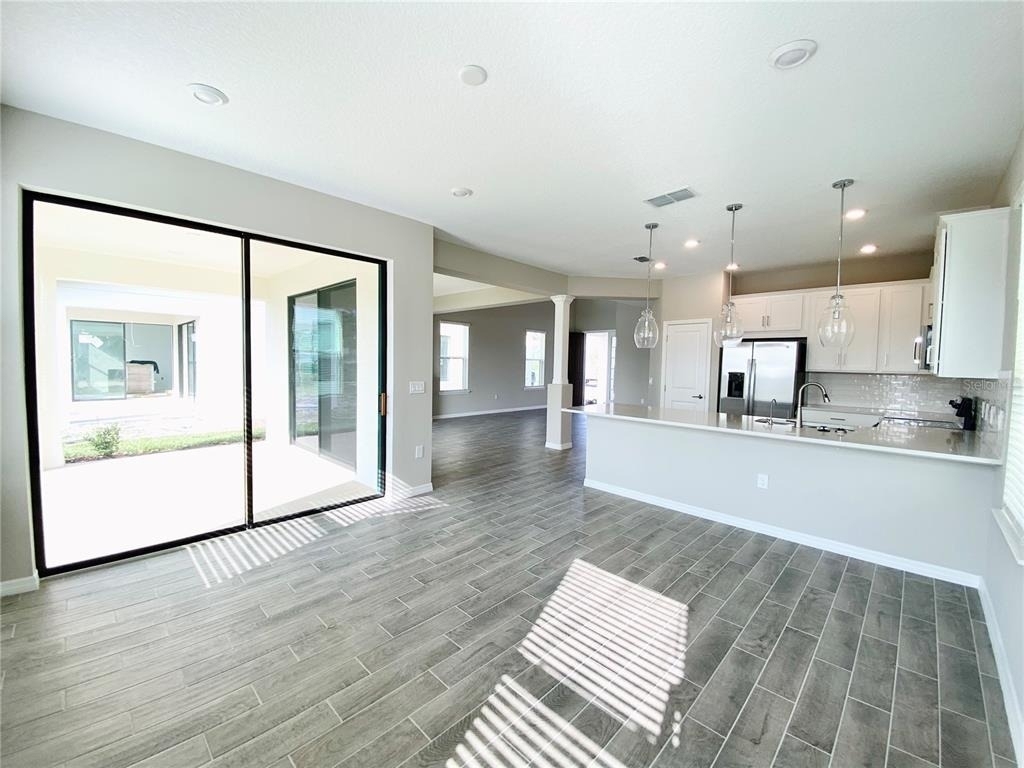 2307 Kestrel Perch Place - Photo 4