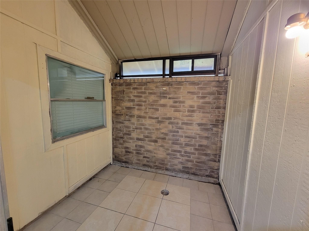 2034 Village Park Drive - Photo 10