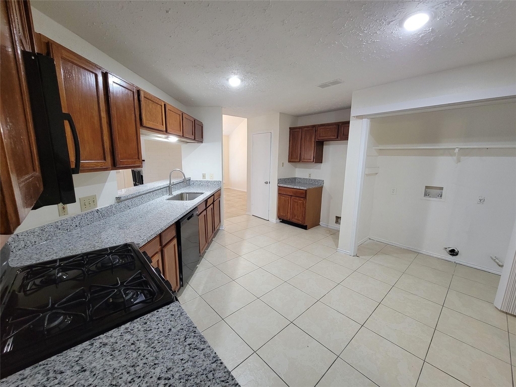 2034 Village Park Drive - Photo 8