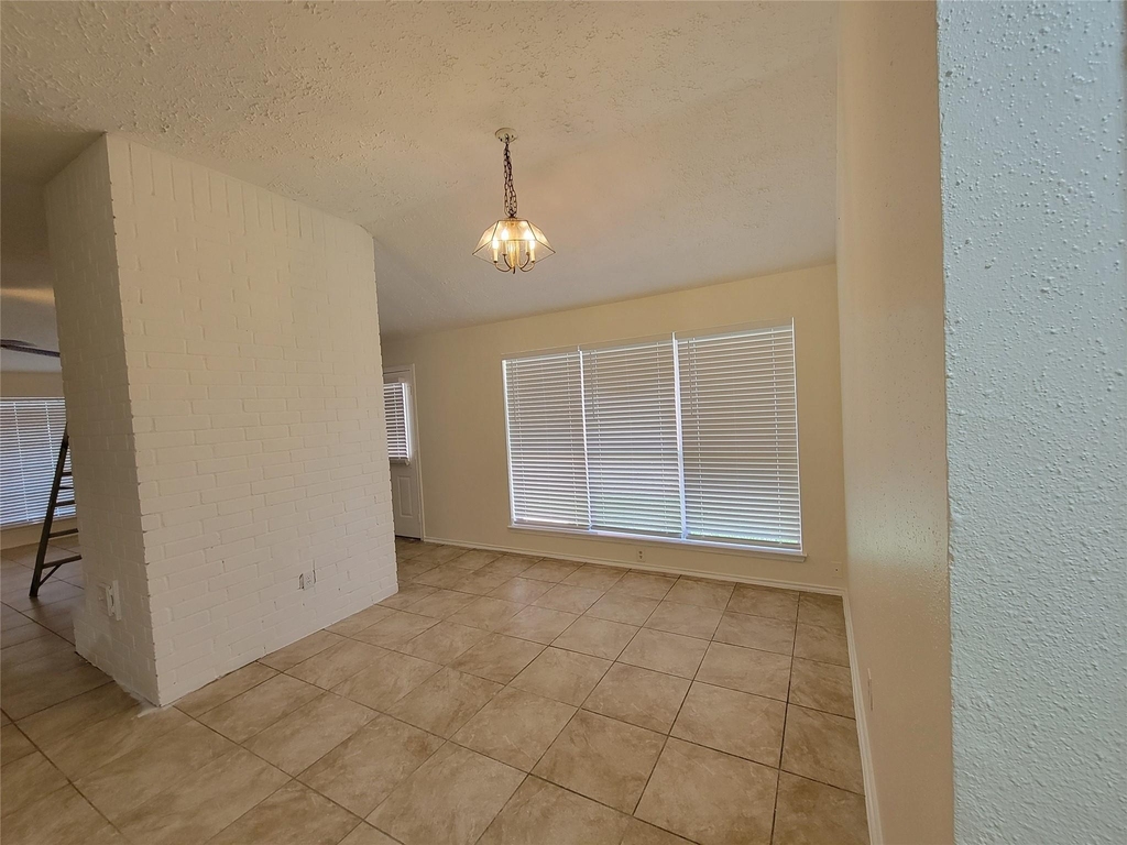 2034 Village Park Drive - Photo 4