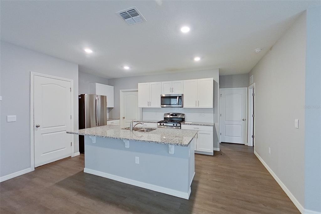 32217 Edson Avenue - Photo 4