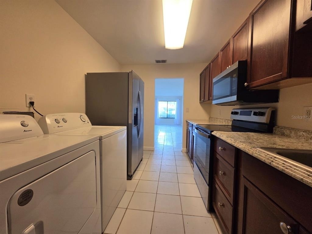 605 Northlake Boulevard - Photo 9