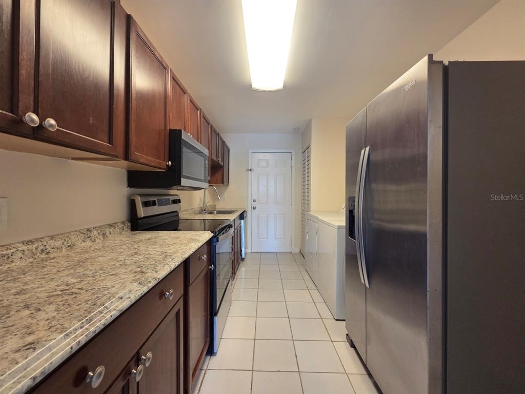 605 Northlake Boulevard - Photo 5
