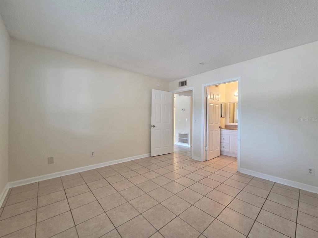 605 Northlake Boulevard - Photo 11