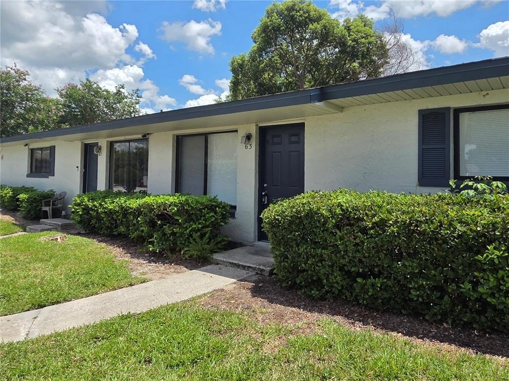 605 Northlake Boulevard - Photo 0