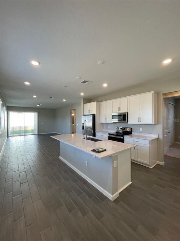 824 Blue Creek Drive - Photo 5
