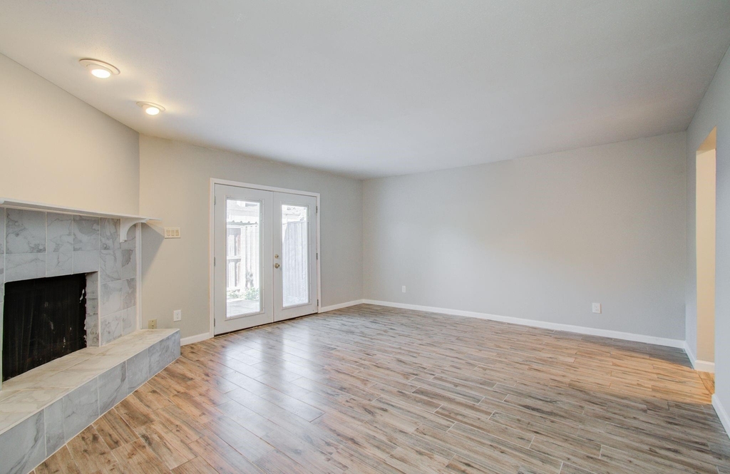 9495 Fondren Road - Photo 5