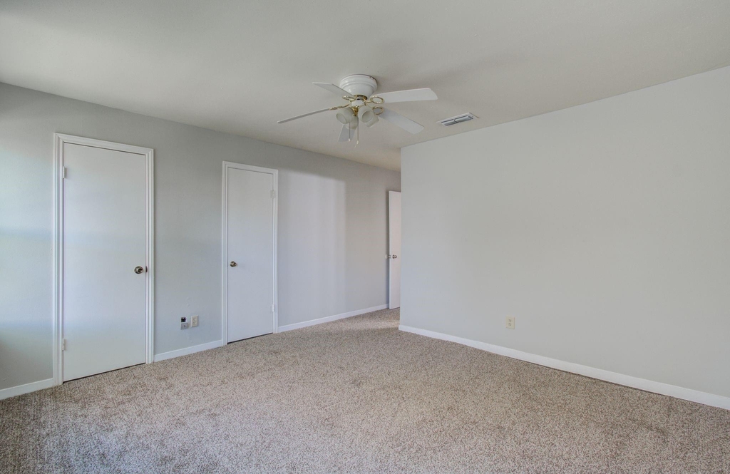 9495 Fondren Road - Photo 19