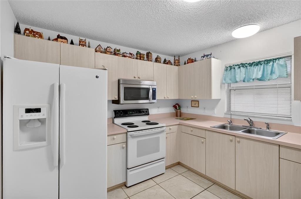 1630 Tampico Place - Photo 19