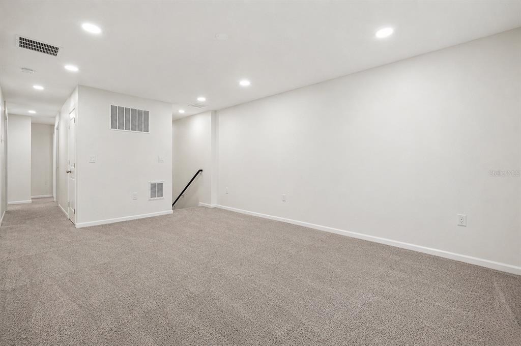 2270 Hemingway Circle - Photo 4