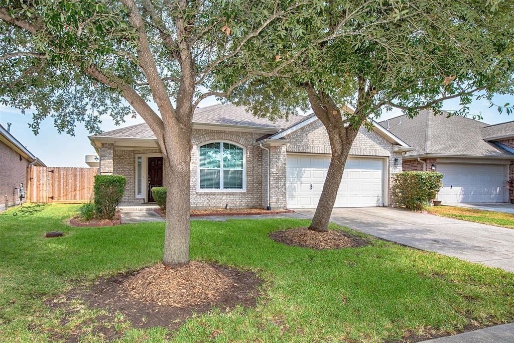 876 Schooner Cove Lane - Photo 0